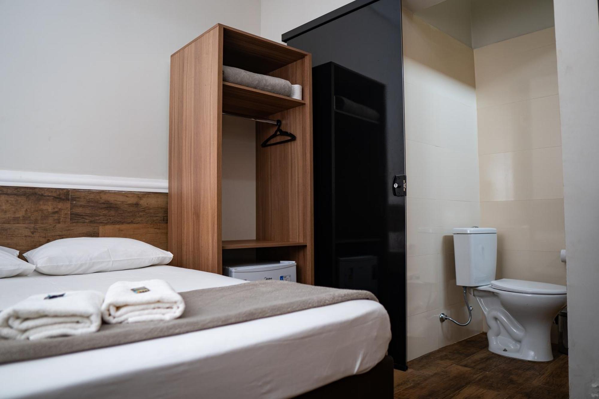 Hotel Nixon Proximo, Rodoviaria, Prefeitura E A Matriz Central Itaí Eksteriør billede
