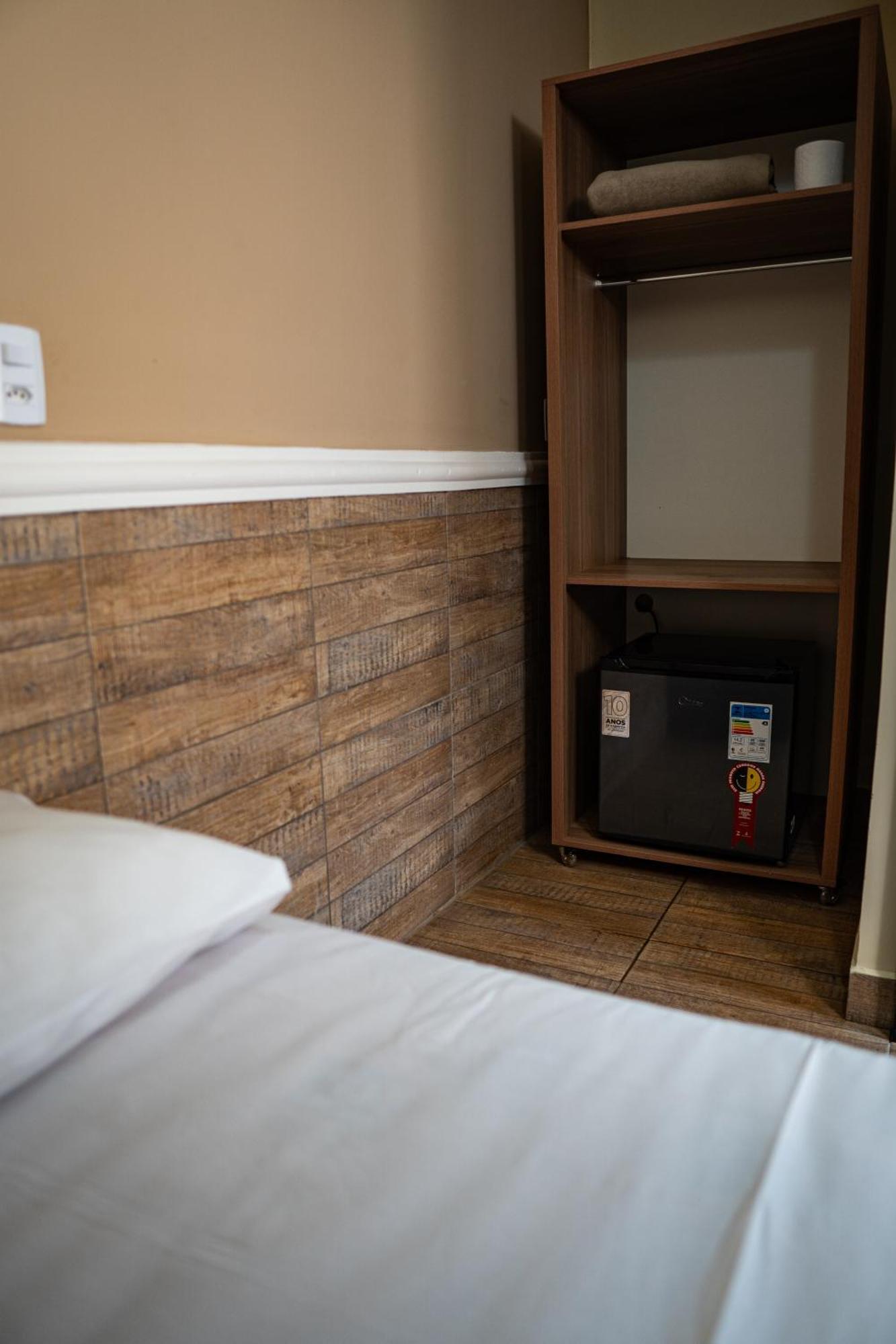 Hotel Nixon Proximo, Rodoviaria, Prefeitura E A Matriz Central Itaí Eksteriør billede
